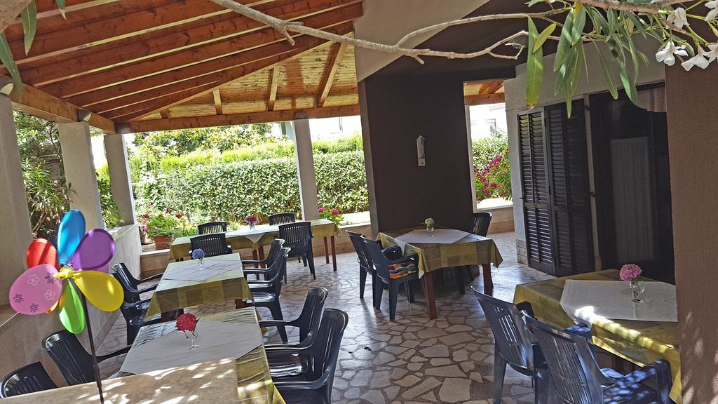 Bed & Breakfast Banjole Luaran gambar