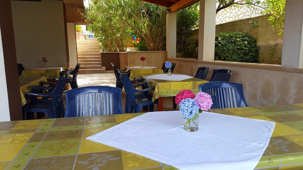Bed & Breakfast Banjole Luaran gambar