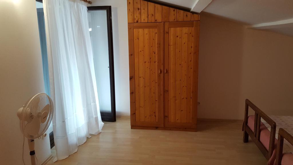 Bed & Breakfast Banjole Luaran gambar
